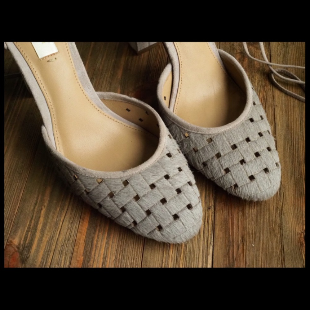 Gray Shoes 8.5B - Picture 2 of 4